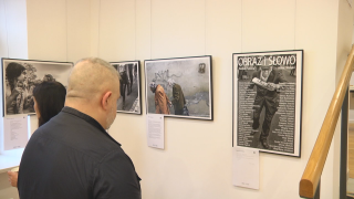Wystawa fotografii Tomasza Sikory w Kamienicy Deskurów 