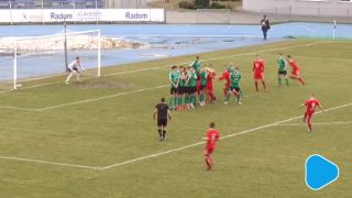 Mazur odbił się od ściany