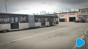 Biało-czerwony autobus na 100-lecie