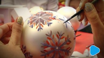 Malowali bombki dla chorego Pawełka