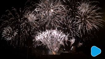 Tłumy na pokazie fajerwerków w Iłży