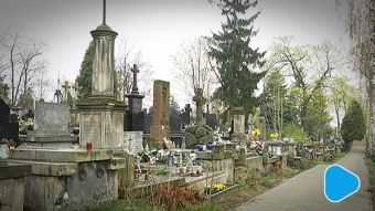 Wielkanocna kwesta na najstarszym cmentarzu w Radomiu