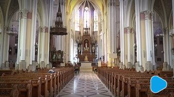 W kościele katolickim trwa Triduum Paschalne