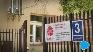 Caritas zbiera wodę dla bezdomnych