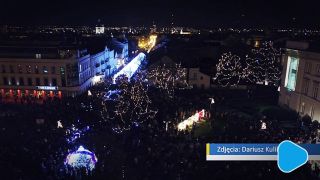 Radom rozbłysł świąteczną iluminacją