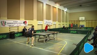 Udane starty tenisistów stołowych