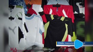 Podrobione towary w jednej z hal handlowych w Radomiu