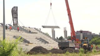 Wznowiono prace przy budowie stadionu przy ulicy Struga