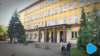 Zakażony jeden z nauczycieli z PSP nr 13 