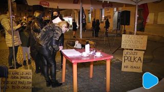 Strajk kobiet w Radomiu prowadzi sondaż