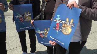 Młodzi. Nowocześni apelują o zaszczepienie się 