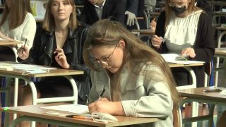Rozpoczęły się matury w reżimie sanitarnym 