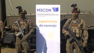 Akademia Dyrektorów. Zajęcia terenowe pod okiem żołnierzy WOT