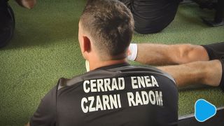 Czarni zagrają na piasku