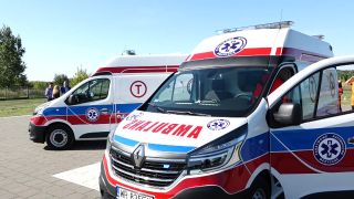 Dwie nowe karetki w szpitalu na Józefowie