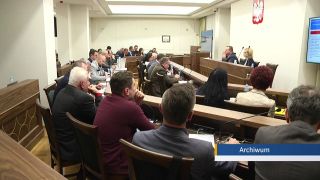 Spór radnych o pensje dla nauczycieli
