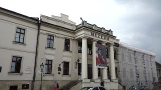 Trwa remont dachu muzeum