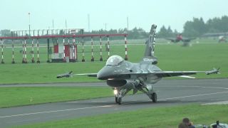 Duże zainteresowanie pokazami Air Show