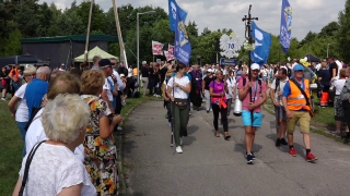 Pielgrzymi ruszyli na szlak. Cel - Częstochowa
