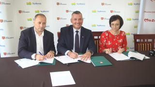 Pieniądze na drogi i remont zamku w Szydłowcu