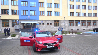 Świąteczny prezent dla policji
