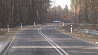 Nowa droga powstała na granicy województw