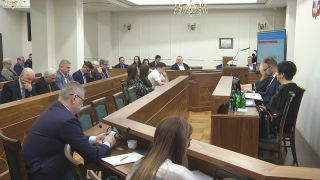 W poniedziałek sesja absolutoryjna