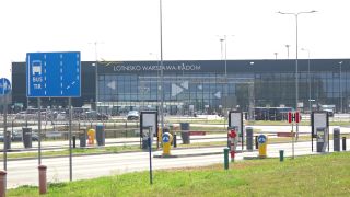 Już odlatują! Lotnisko Warszawa-Radom wznowiło działalność
