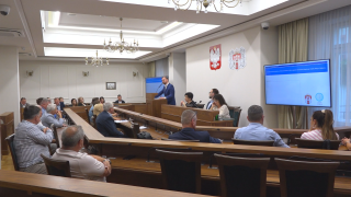 Powstanie Miejski Urząd Pracy w Radomiu. Radni podjęli decyzję podczas nadzwyczajnej sesji