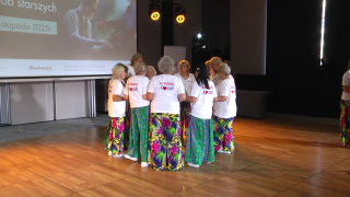 Radomska „Karuzela” na przeglądzie twórczości seniorów w Warszawie 