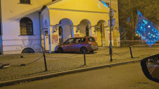 Pijany kierowca uderzył w „Łaźnię”