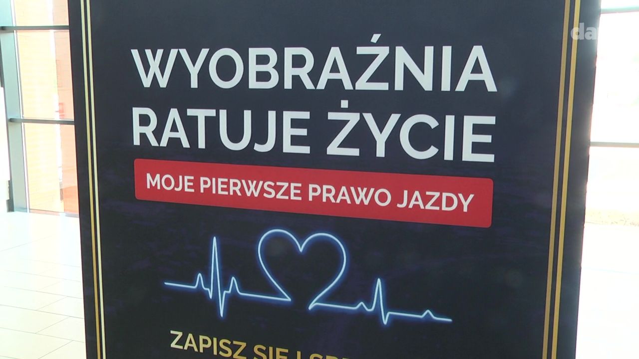 16-latek wygrał skuter oraz kurs i egzamin na prawo jazdy w konkursie organizowanym przez policję