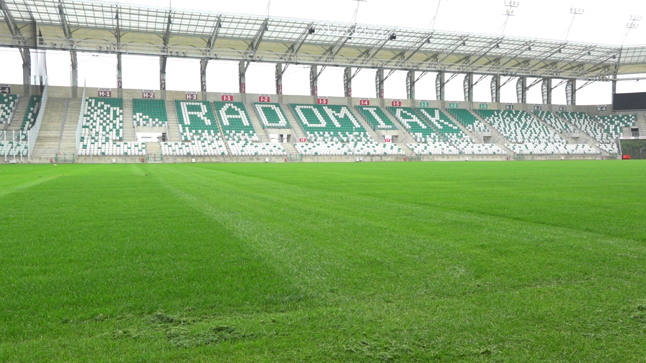 Konieczna częściowa wymiana murawy na stadionie przy Struga 