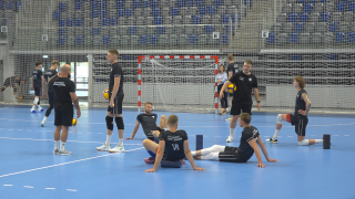 Czarni zaczęli sparingowe granie